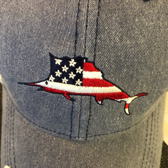 🆕 Tommy Bahama Patriotic Marlin Logo Trucker Hat - Picture 3 of 8